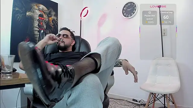 Ethan Castellano online show from 10/28/25, 09:06