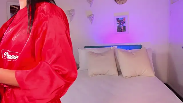 natali henao online show from 12/27/24, 05:05