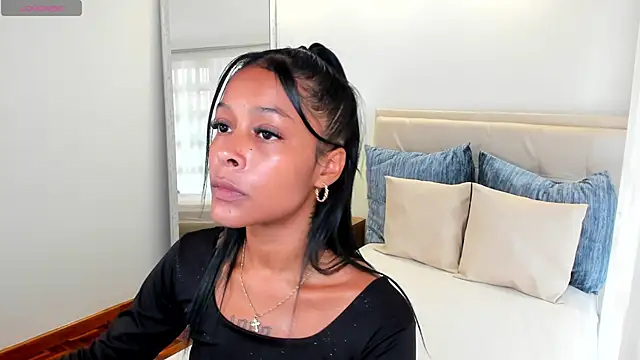 natali henao online show from 09/26/25, 04:55