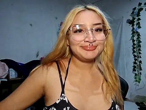 sadnessgyall online show from 01/06/25, 06:47