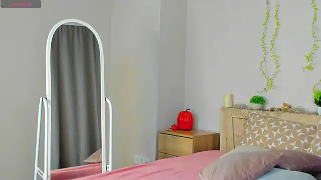 Cherry Price online show from 04/08/26, 11:59