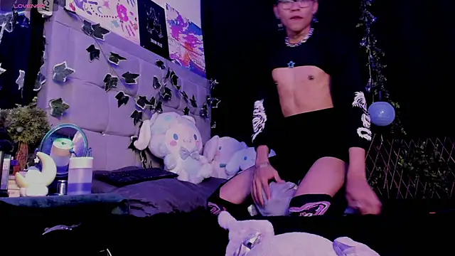 Snapshot of jacks_hotter chatting on 01/21/25, 02:22 jacks hotter online show from 01/21/25, 02:22