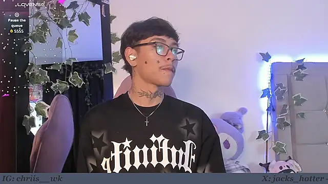 Snapshot of jacks_hotter chatting on 09/10/25, 09:48 jacks hotter online show from 09/10/25, 09:48