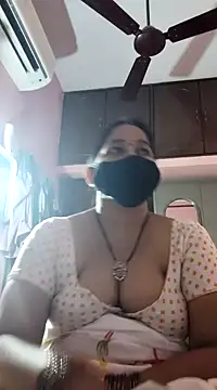 lalitha225 online show from 12/16/24, 09:46