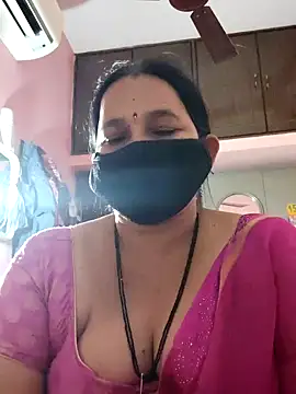 lalitha225 online show from 12/30/24, 09:27