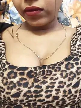 Snapshot of Sania-Love chatting on 02/04/25, 07:44 Sania-Love online show from 02/04/25, 07:44