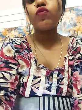 Snapshot of Sania-Love chatting on 02/06/25, 08:45 Sania-Love online show from 02/06/25, 08:45
