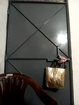 Snapshot of Sania-Love chatting on 02/20/25, 07:23 Sania-Love online show from 02/20/25, 07:23