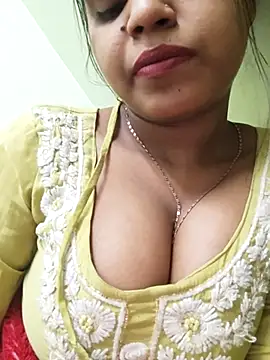 Snapshot of Sania-Love chatting on 02/20/25, 07:08 Sania-Love online show from 02/20/25, 07:08