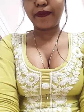 Snapshot of Sania-Love chatting on 02/27/25, 09:04 Sania-Love online show from 02/27/25, 09:04