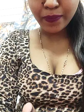 Snapshot of Sania-Love chatting on 02/28/25, 07:35 Sania-Love online show from 02/28/25, 07:35