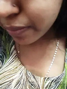 Snapshot of Sania-Love chatting on 03/17/25, 09:23 Sania-Love online show from 03/17/25, 09:23
