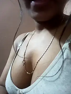 Snapshot of Sania-Love chatting on 03/18/25, 10:25 Sania-Love online show from 03/18/25, 10:25