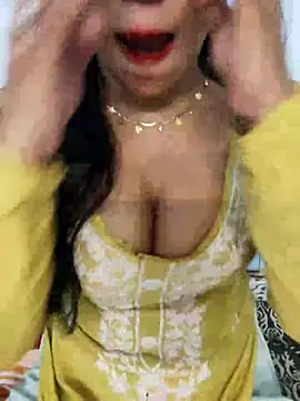 Snapshot of Sania-Love chatting on 09/20/25, 12:00 Sania-Love online show from 09/20/25, 12:00