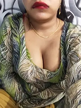 Snapshot of Sania-Love chatting on 10/12/25, 10:09 Sania-Love online show from 10/12/25, 10:09