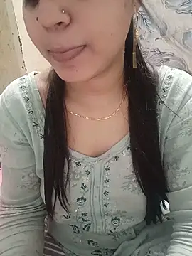 Snapshot of Sania-Love chatting on 06/08/26, 03:34 Sania-Love online show from 06/08/26, 03:34