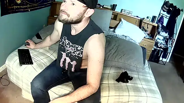 Spunwhiteboy1992 online show from 04/21/26, 04:45