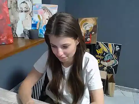 Snapshot of felicity_gold chatting on 05/18/26, 06:41 felicity gold online show from 05/18/26, 06:41