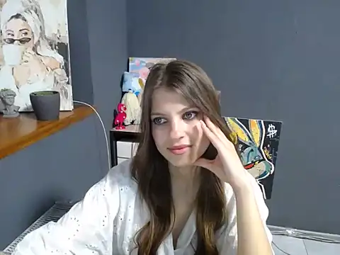 Snapshot of felicity_gold chatting on 06/05/26, 06:20 felicity gold online show from 06/05/26, 06:20