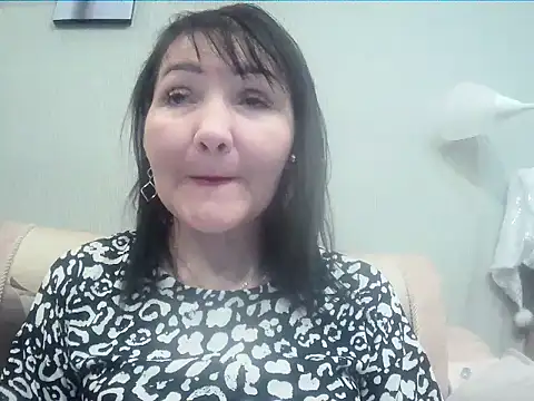 ClaireSunset online show from 10/30/25, 05:57