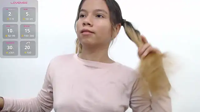 Naomi991 online show from 10/12/25, 09:14