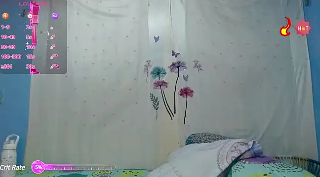 Snapshot of evaluna_horny_ chatting on 12/06/24, 02:35 evaluna horny online show from 12/06/24, 02:35