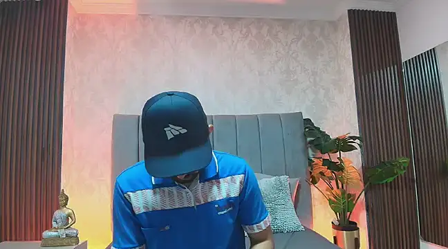 Snapshot of Leandro_GB chatting on 03/13/25, 09:59 Leandro GB online show from 03/13/25, 09:59