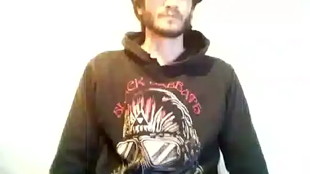 Loggan donnelly online show from 11/08/25, 10:08