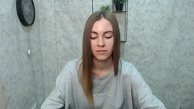 AlisaCatty  online show from 12/11/24, 11:30