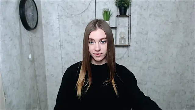 AlisaCatty  online show from 12/28/24, 07:33