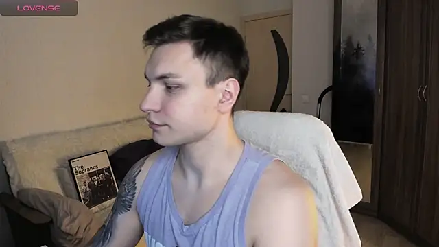 handsome guy01 online show from 10/07/25, 04:26