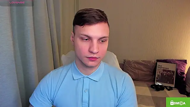 handsome guy01 online show from 04/25/26, 09:01