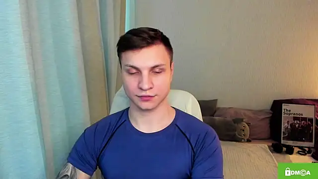 handsome guy01 online show from 05/17/26, 07:50