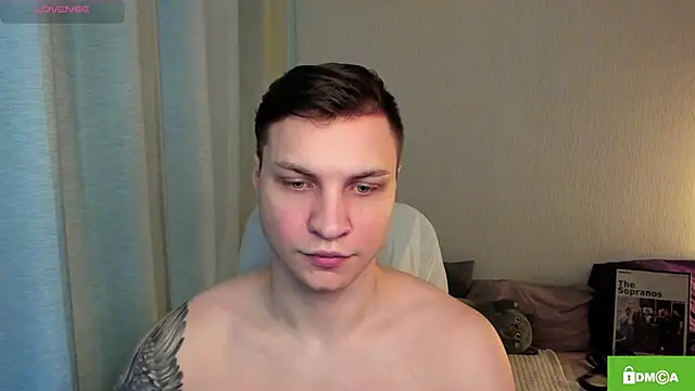 handsome guy01 online show from 05/18/26, 04:07