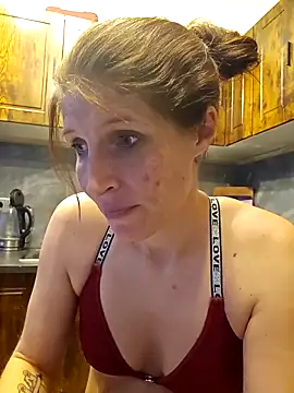 Lenchen  online show from 03/10/26, 08:36