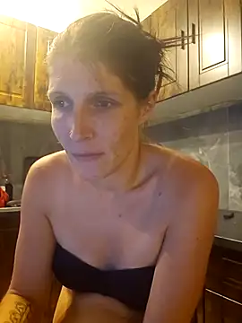 Snapshot of Lenchen_ chatting on 06/19/26, 07:39 Lenchen online show from 06/19/26, 07:39
