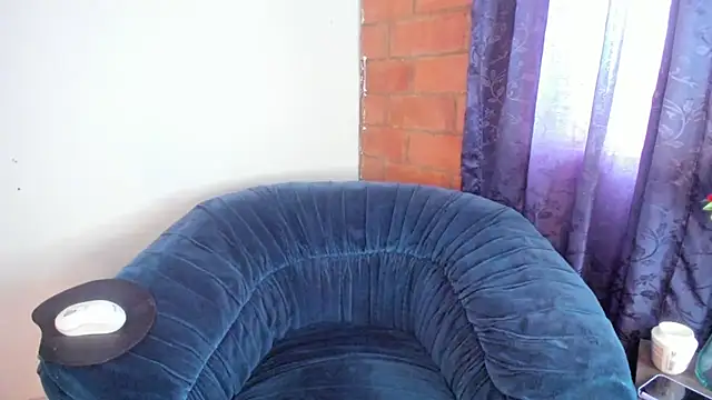 Salome  Fernandez online show from 12/17/24, 01:16