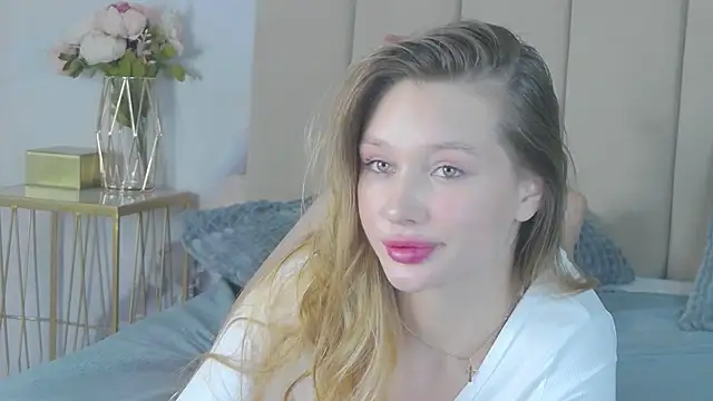 ViolaFlirt online show from 01/28/25, 01:05