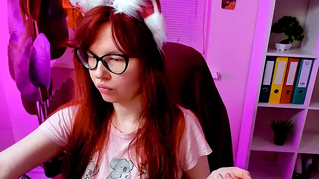 CarolGiggly online show from 11/04/25, 07:18