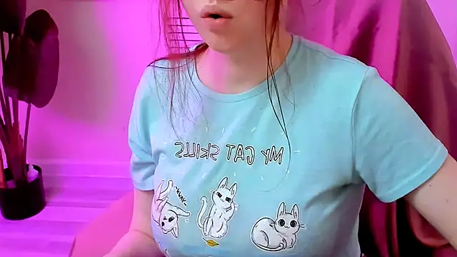 CarolGiggly online show from 04/22/26, 10:22