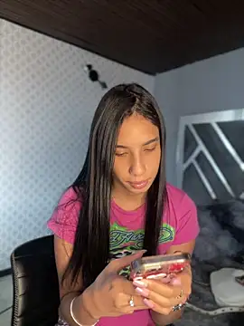 Praga Pink online show from 04/25/26, 01:41