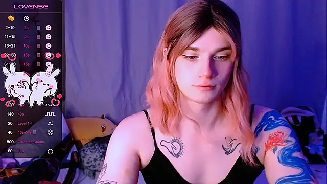 Alice Hells online show from 10/17/25, 05:54