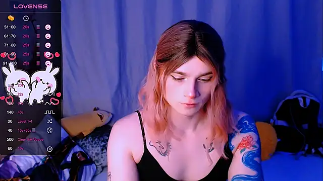 Alice Hells online show from 11/09/25, 04:33