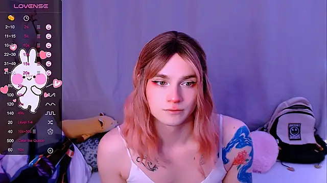 Alice Hells online show from 02/18/26, 06:42