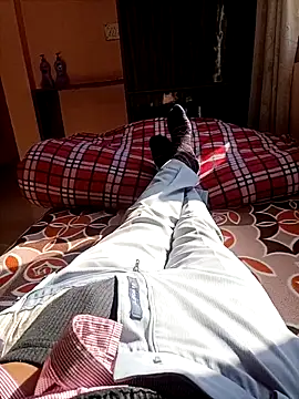 RRahullove69 online show from 12/17/25, 08:09