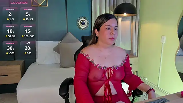 Snapshot of nahia_13 chatting on 06/06/26, 01:32 nahia 13 online show from 06/06/26, 01:32