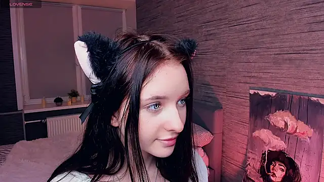 MerylHedley online show from 12/13/24, 01:22