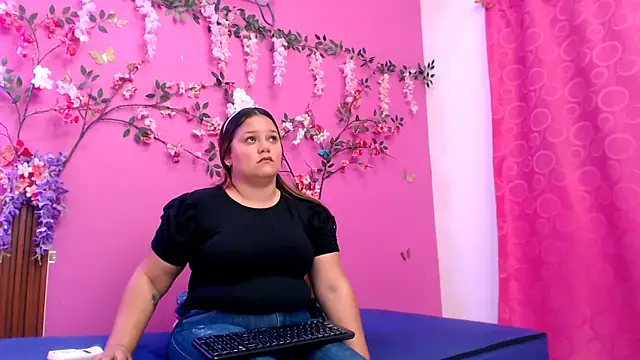 analdeepalejandra18 online show from 02/16/26, 07:10