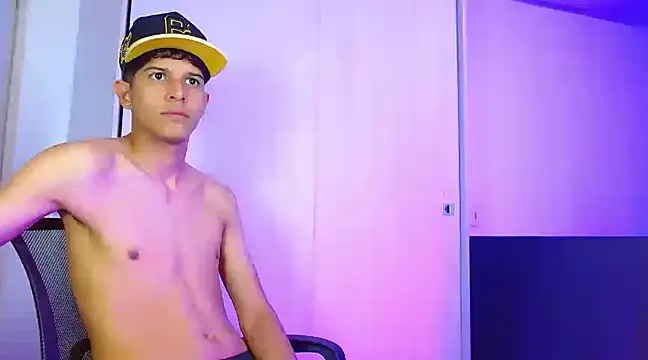 LiamGadiell online show from 12/16/24, 03:30