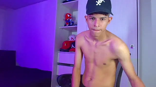 LiamGadiell online show from 02/20/25, 01:46